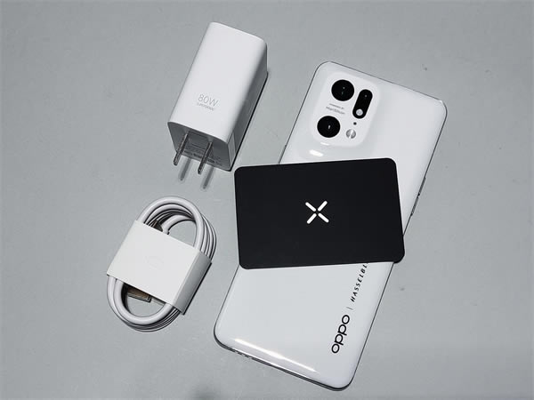 Oppo Find X5 ProÆ Oppo Find X5 Prowuy
