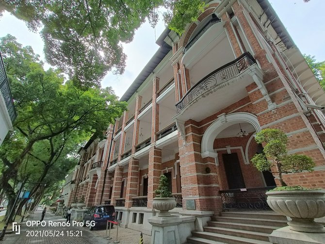 OPPO Reno6 Prow OPPO Reno6 ProԔuy_֙Cuy_վ
