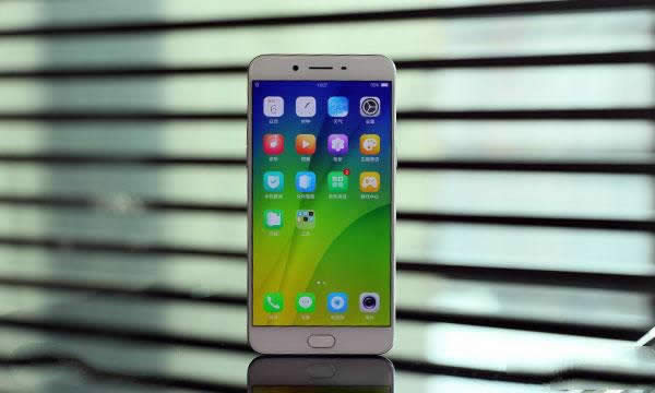 OPPO R9s Plusuy߀ҪW