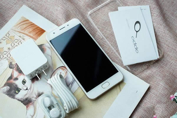 OPPO A57ú