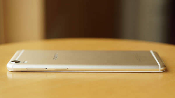 OPPO R9D