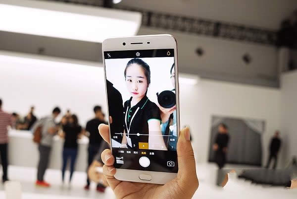 OPPO R9s Plusô OPPO R9s PlusԔ