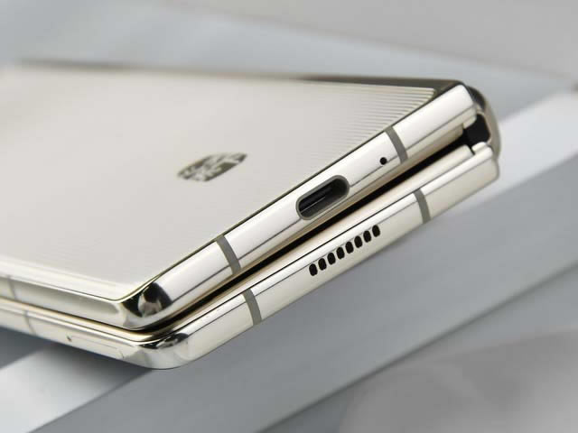 @δ AMate X2 vs W21 5Gl(f) 