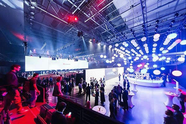 IFA2015:AMate S/WatchƷl(f)F(xin)Dֱ_֙CYӍ_֙CW(xu)Ժ_վ