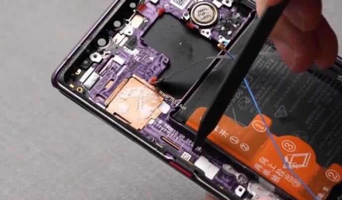 AMate 30 Pro 5G(ni)(gu)?AMate 30 ProDu(png)y