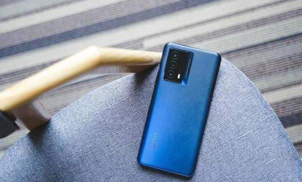 iQOO Z5Șsҫ50һ?