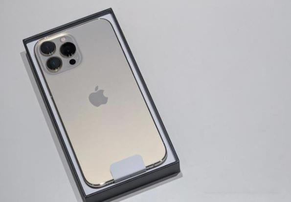 iPhone13Pro۰ʲôͬ iPhone13Pro۰Ա