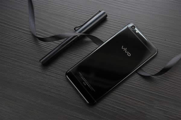 vivo X7ʯʲôrУvivo X7ʯڶY