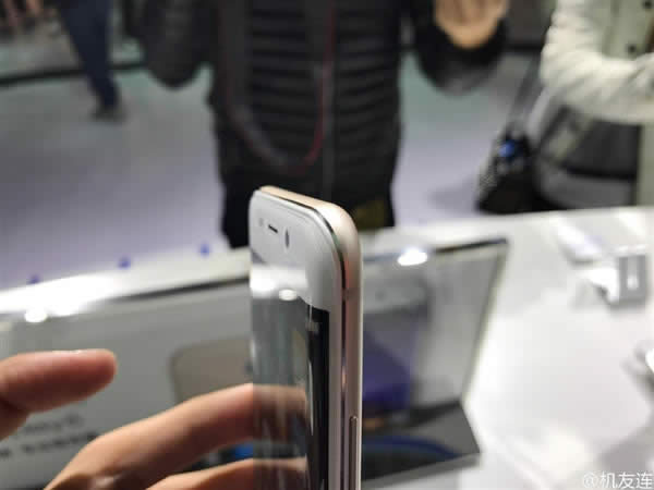 vivo Xplay6CDp̫@G