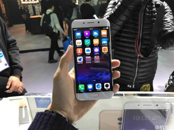 vivo Xplay6CDp̫@G