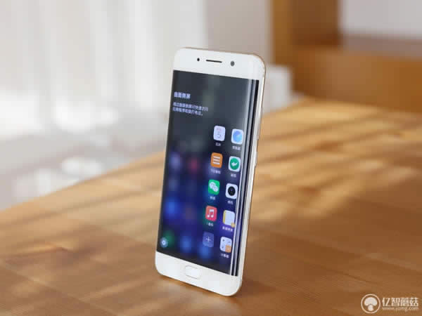 vivo Xplay6uyϸp ٶȳɫ