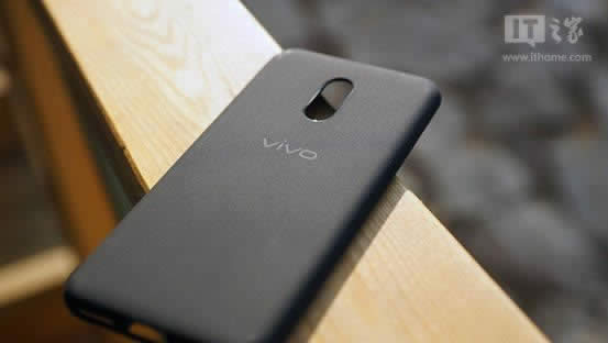 vivo Xplay6_DpAճָУ