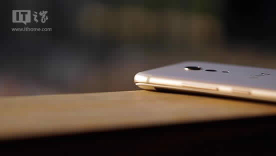 vivo Xplay6_DpAճָУ